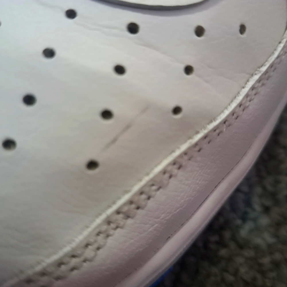 Nike Air Force 1 - Picture 6 of 7